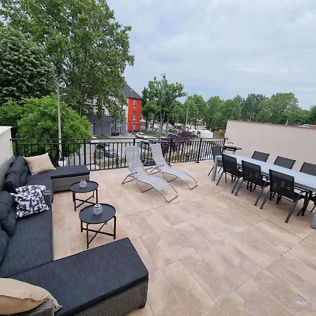 شقة Bibi Terasz *